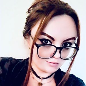 Meet your Posher, Savannah